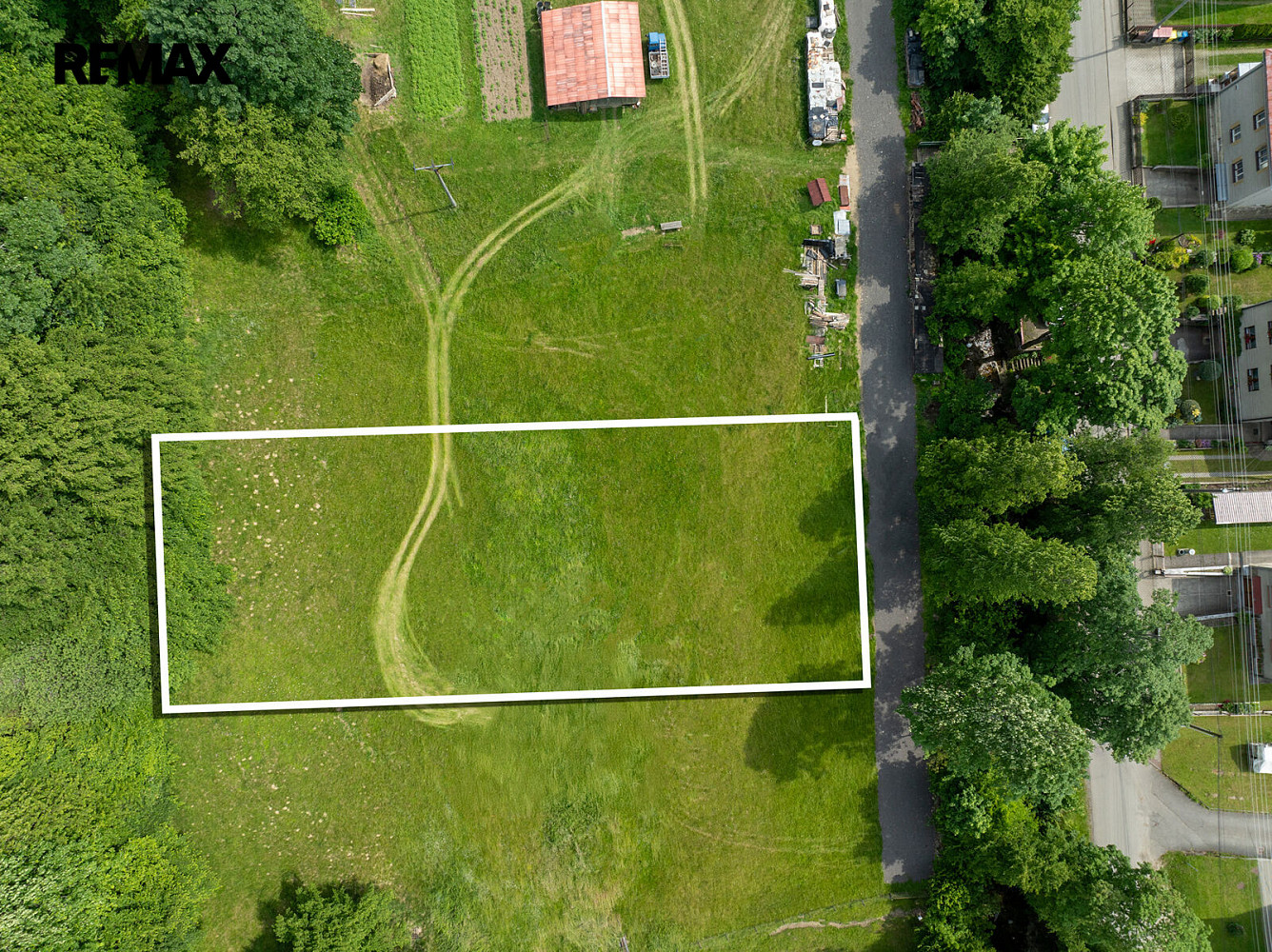 Prodej stavebního pozemku 1 143 m² – fotografie 2