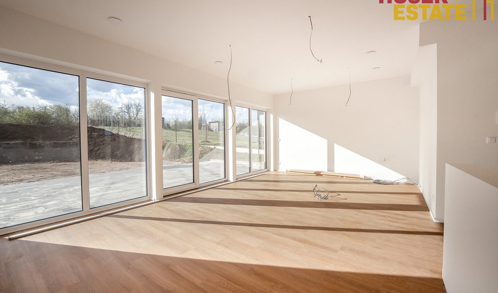 Prodej domu 197 m² s pozemkem 737 m², Holubice – náhled fotky 6
