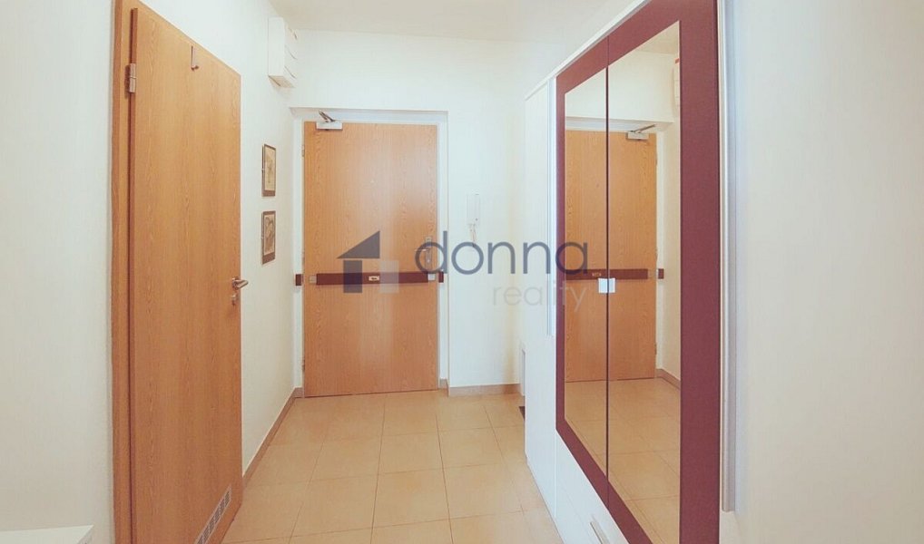 Pronájem bytu 1+kk 32 m², Praha – náhled fotky 6