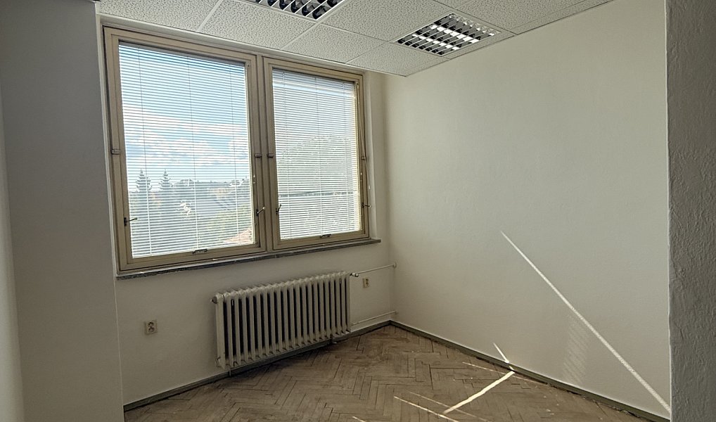 Pronájem kanceláře 20 m², Opava – náhled fotky 7
