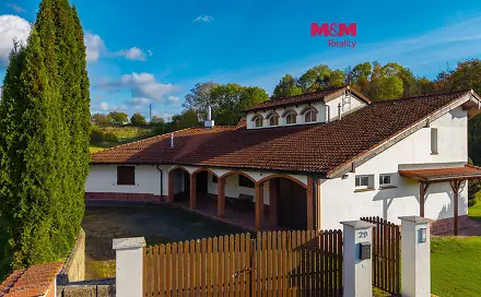 Prodej domu 387 m² s pozemkem 9 938 m², Frýdštejn - Sestroňovice, okres Jablonec nad Nisou