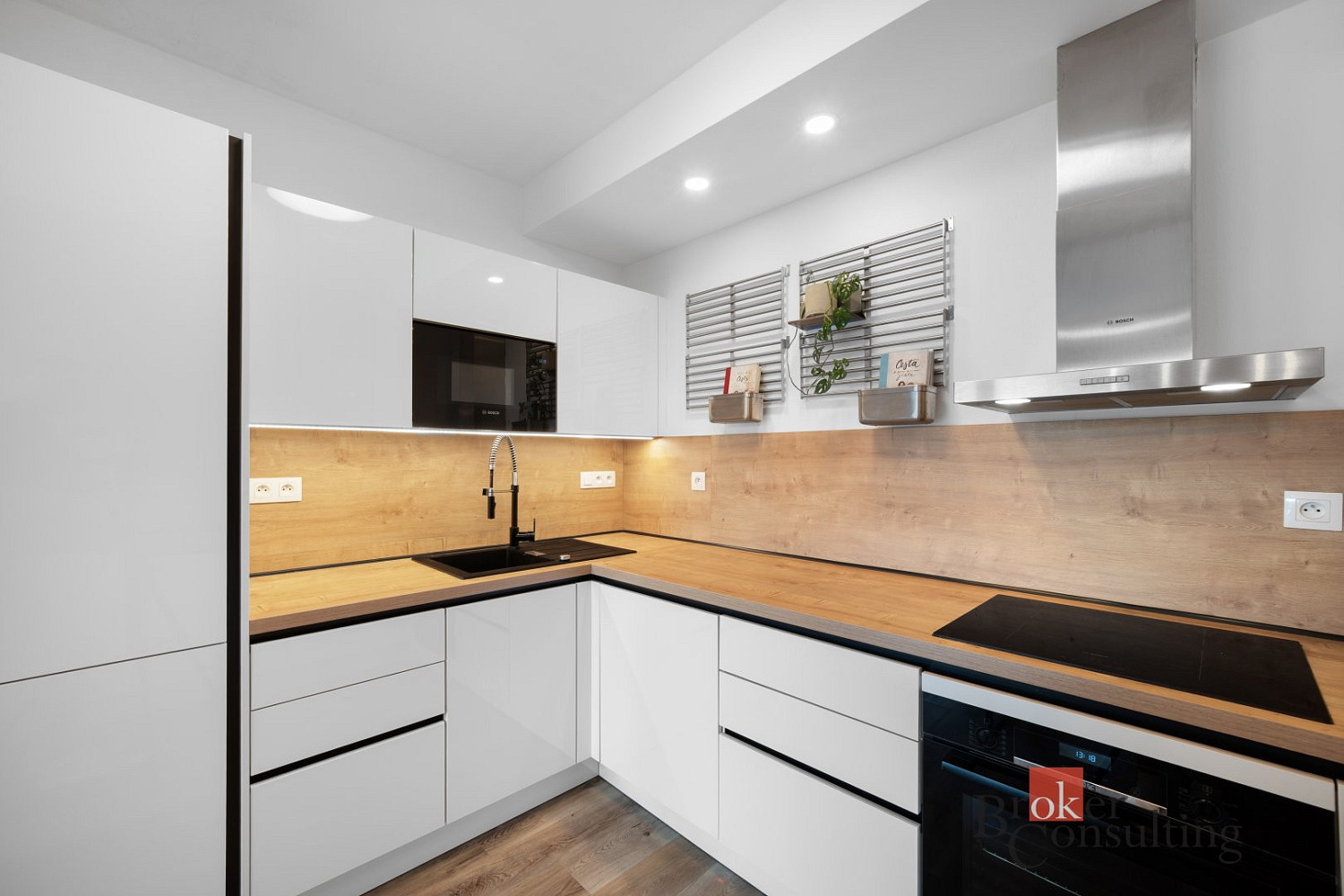 Prodej bytu 2+kk 61 m²