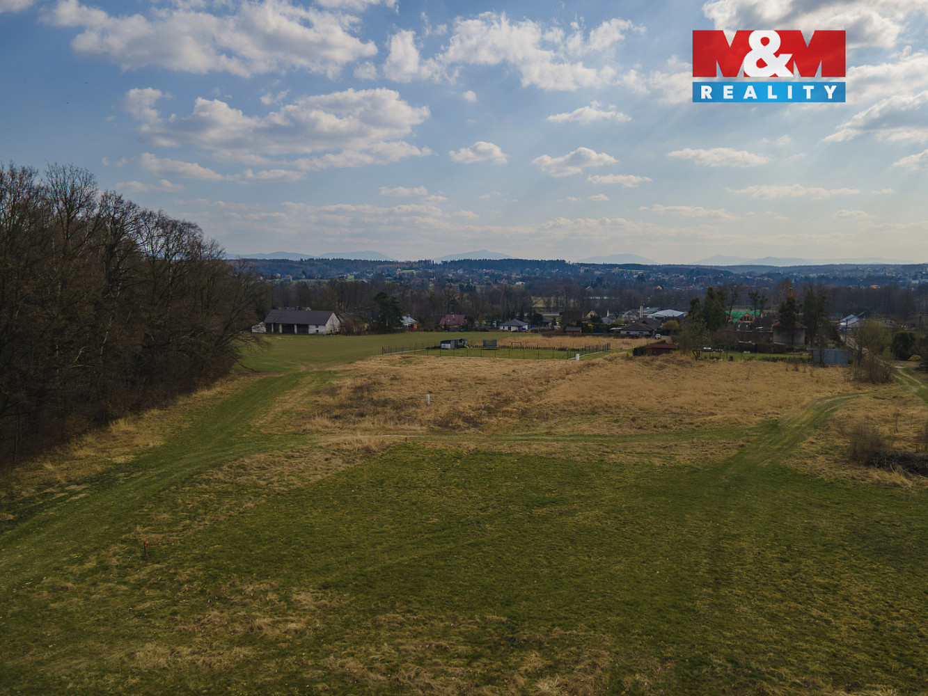 Prodej stavebního pozemku 1 064 m² – fotografie 2