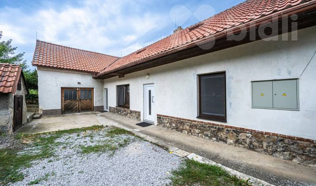 Prodej domu 140 m² s pozemkem 472 m², Rpety – náhled fotky 3