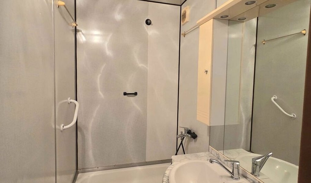 Pronájem bytu 1+kk 32 m², Teplice – náhled fotky 7