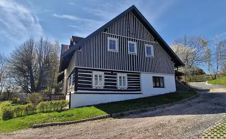 Prodej chaty/chalupy 368 m² s pozemkem 635 m², Benešov u Semil, okres Semily
