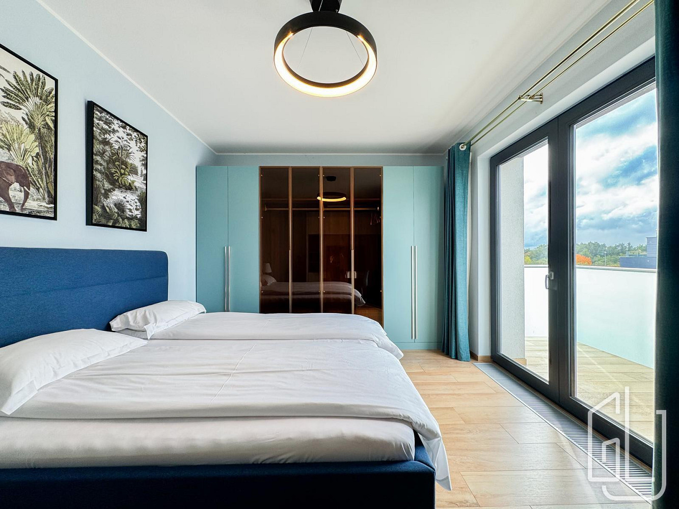 Prodej domu 260 m² s pozemkem 620 m² – pohled 3