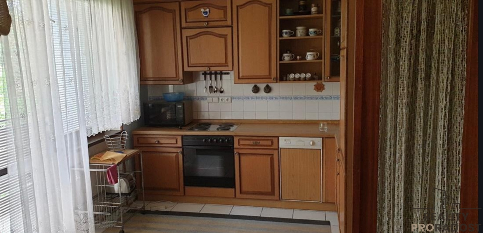 Pronájem bytu 1+1 63 m² — photo 2