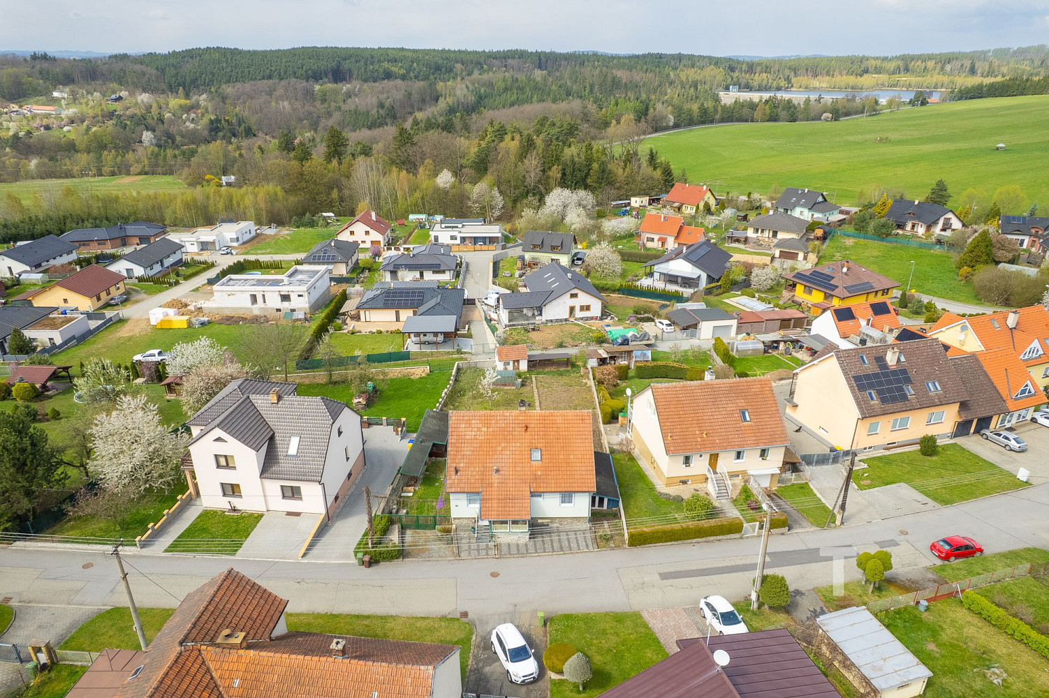 Prodej domu 260 m² s pozemkem 822 m² – fotografie 3