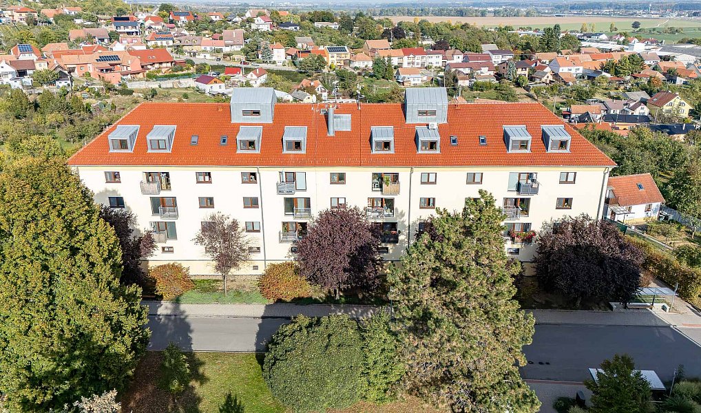 Pronájem bytu 3+kk 108 m², Polešovice – náhled fotky 2