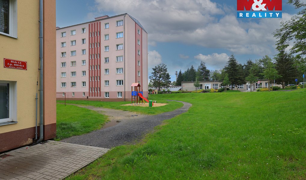 Pronájem bytu 3+1 79 m², Rotava – náhled fotky 9