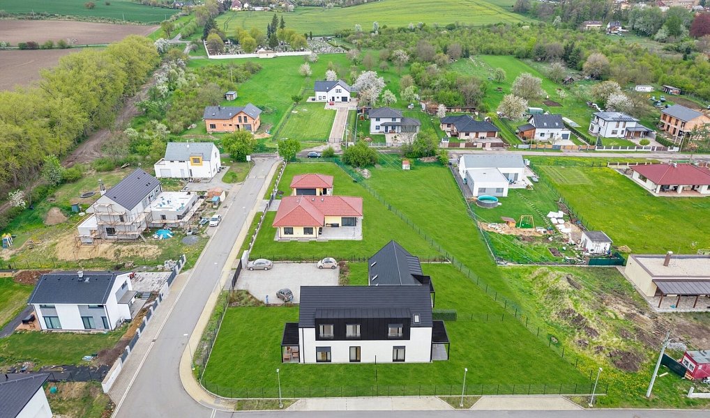 Prodej domu 122 m² s pozemkem 338 m², Dobrovice – náhled fotky 6