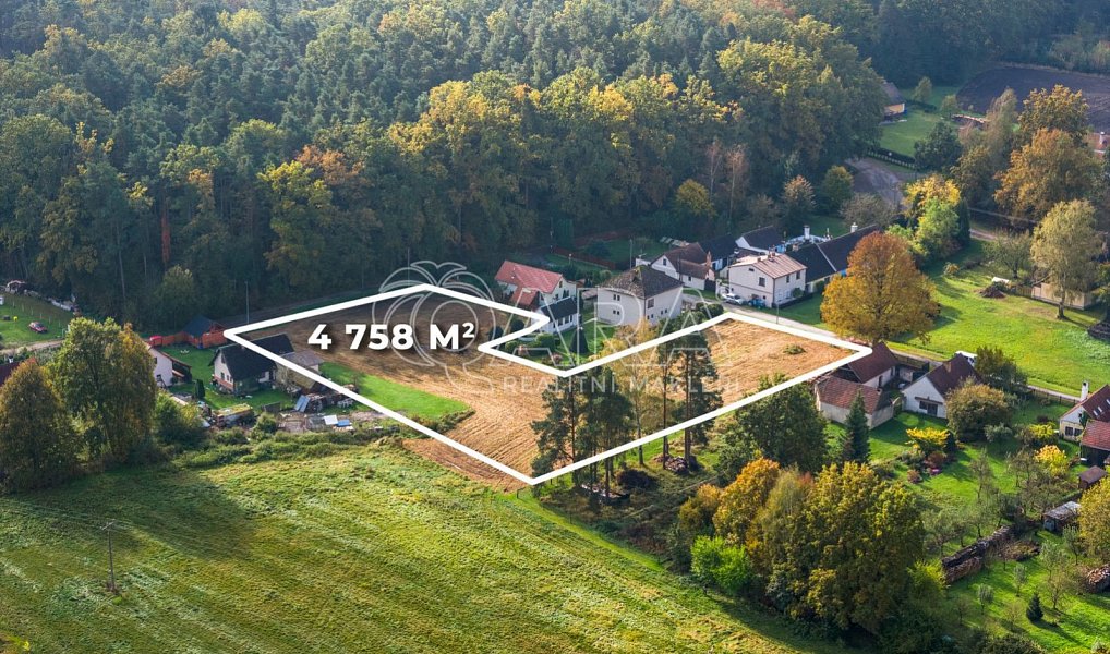 Prodej stavebního pozemku 4 758 m², Třeboň – náhled fotky 4