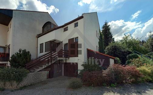 Prodej domu 300 m² s pozemkem 328 m², Strojařů, Strakonice - Přední Ptákovice