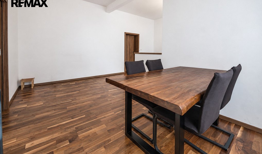 Prodej bytu 3+1 82 m², Karlovy Vary – náhled fotky 7