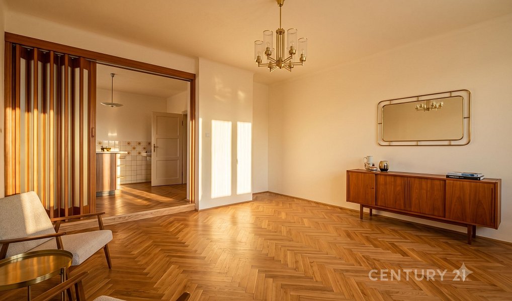 Prodej domu 300 m² s pozemkem 504 m², Beroun – náhled fotky 3