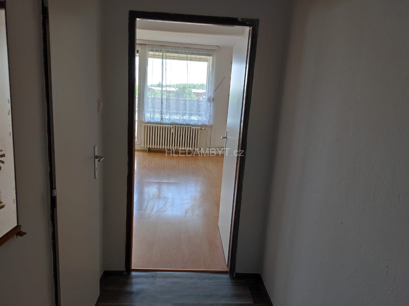 Pronájem bytu 1+kk 40 m² – fotografie 3