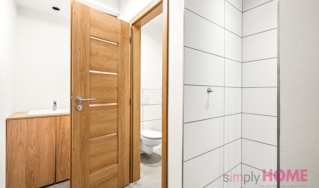 Prodej kanceláře 147 m², Praha – náhled fotky 15