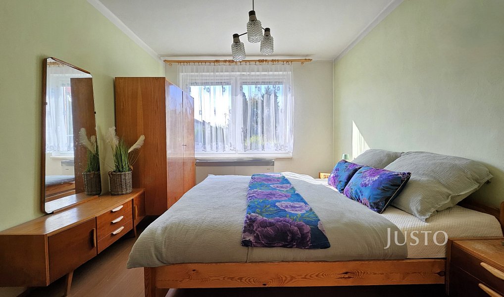 Prodej domu 296 m² s pozemkem 853 m², Strakonice – náhled fotky 10