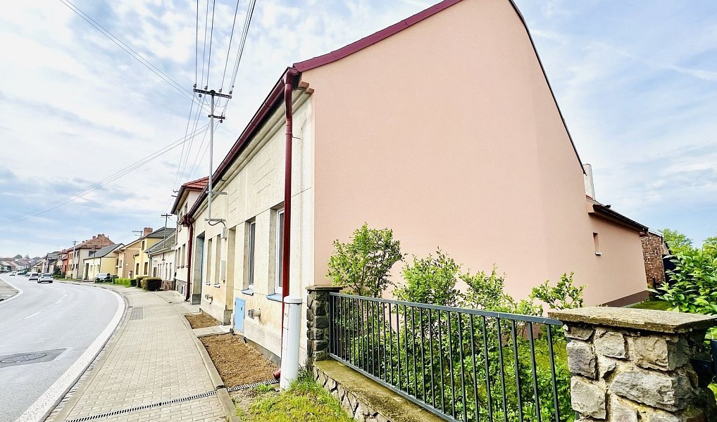 Prodej domu 215 m² s pozemkem 2 186 m², Vacenovice – náhled fotky 30