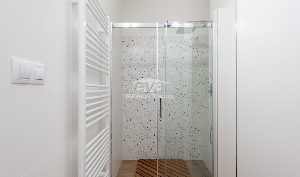 Prodej bytu 2+kk 57 m², Praha – náhled fotky 2