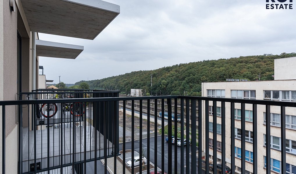 Pronájem bytu 1+kk 23 m², Kralupy nad Vltavou – náhled fotky 2