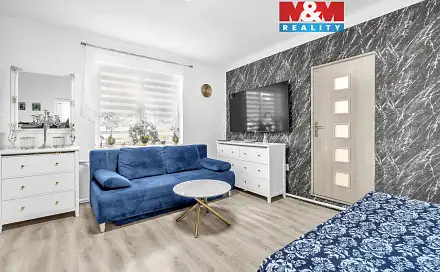 Prodej domu 110 m² s pozemkem 380 m², Staré Jesenčany, okres Pardubice