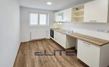 Pronájem bytu 2+1 68 m², Nádražní, Turnov, okres Semily