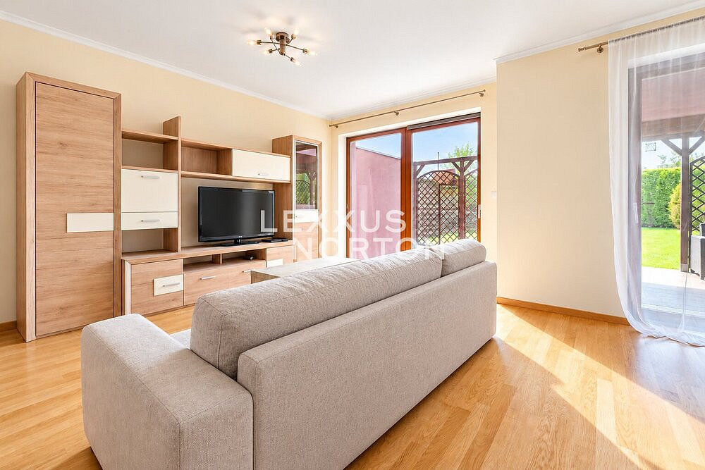 Pronájem domu 163 m² s pozemkem 600 m² – fotografie 5