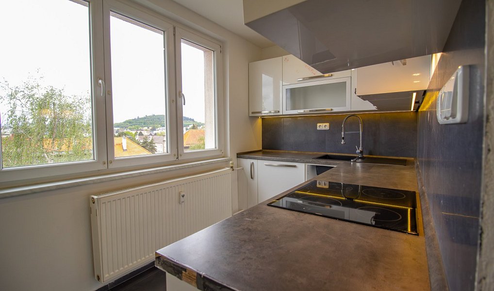 Prodej bytu 3+1 75 m², Klatovy – náhled fotky 6