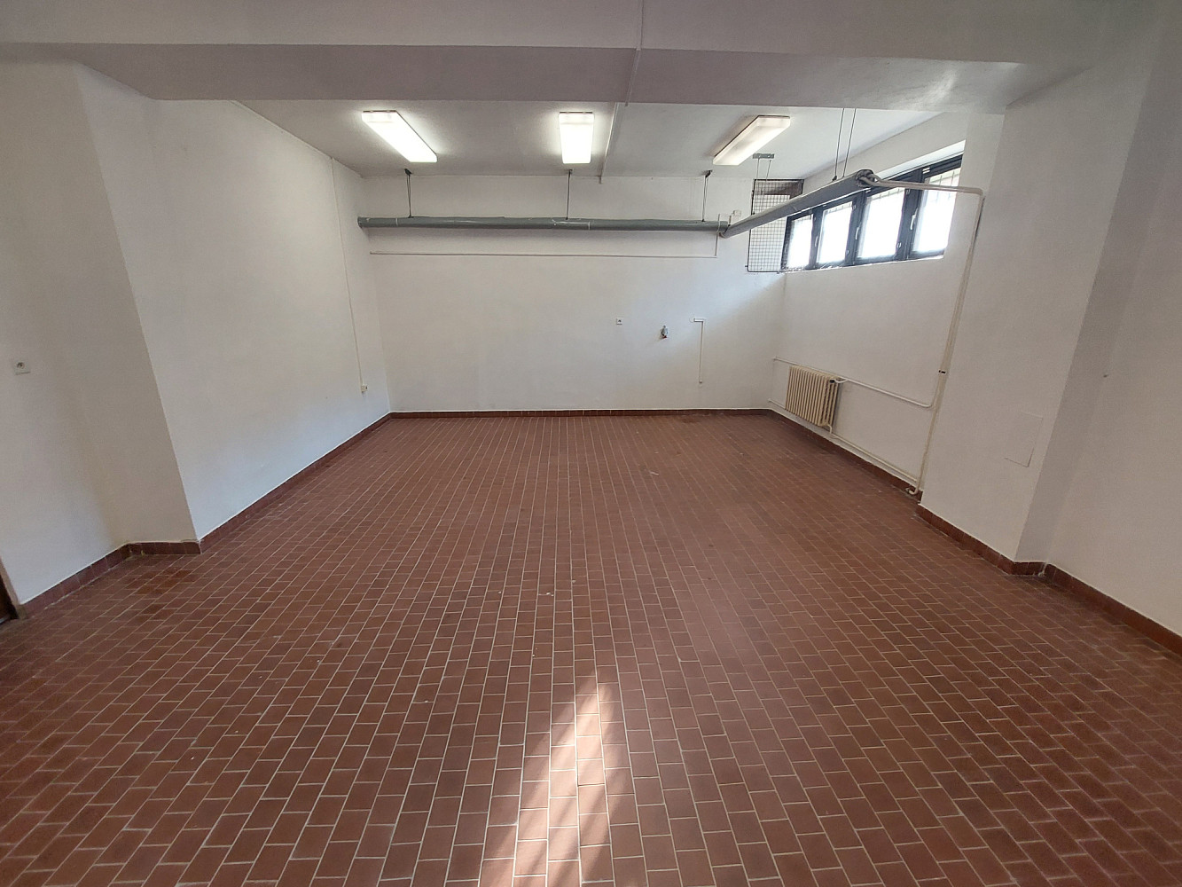 Pronájem skladovacích prostor 27 m²