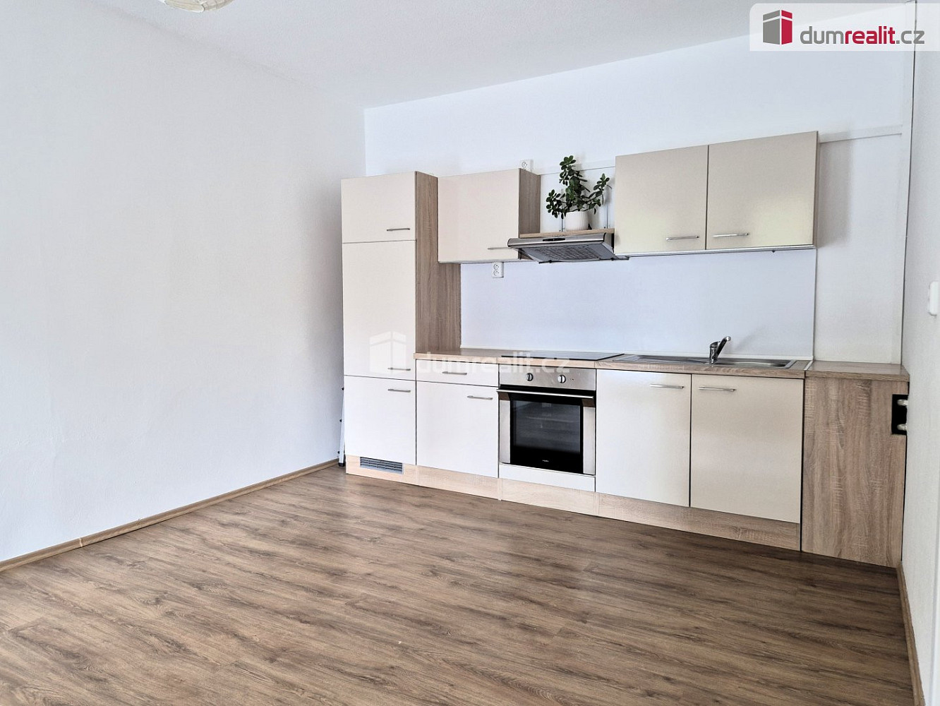 Pronájem bytu 2+kk 44 m² – fotografie 2