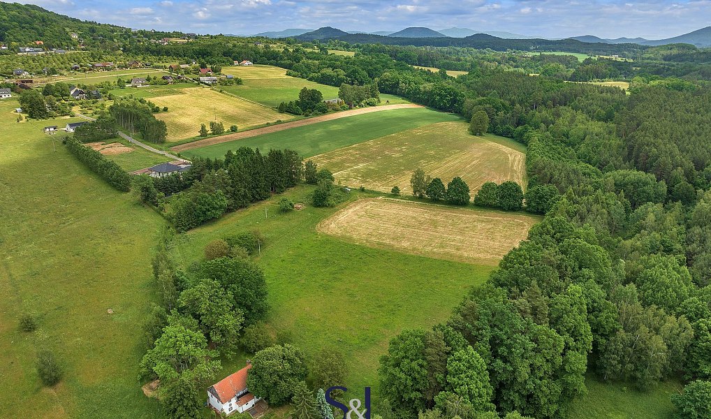 Prodej stavebního pozemku 3 160 m², Svojkov – náhled fotky 11