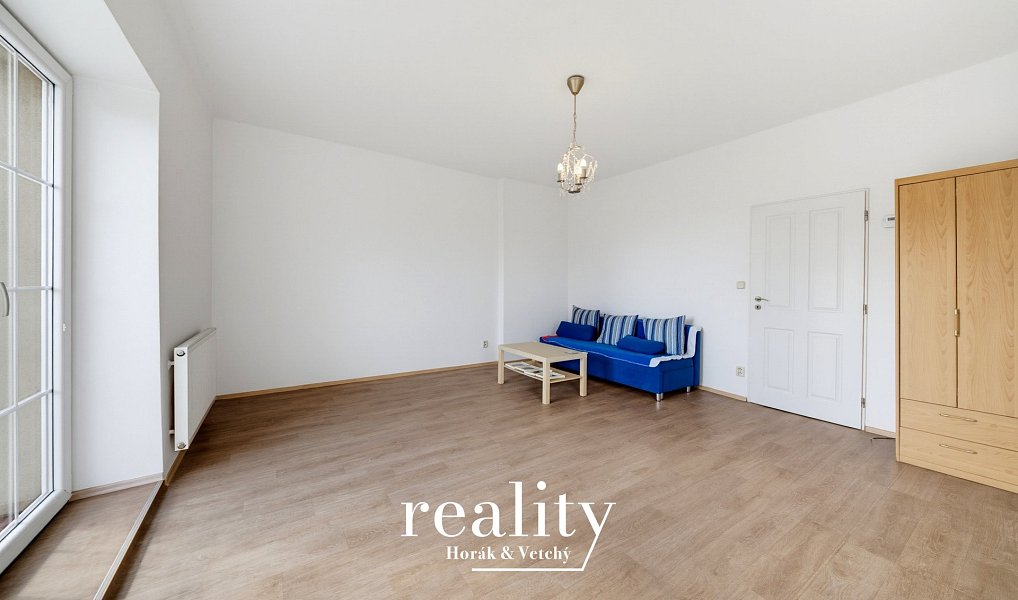 Prodej domu 178 m² s pozemkem 813 m², Křelovice – náhled fotky 8