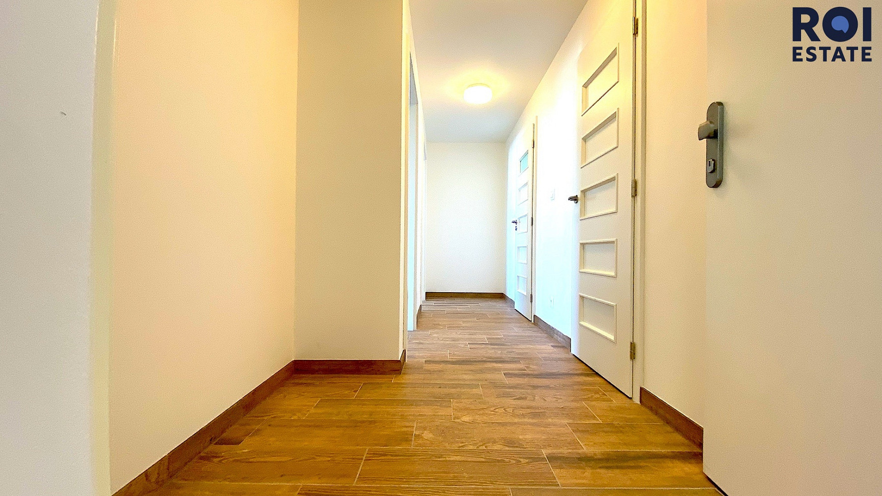 Pronájem bytu 2+kk 56 m² – fotografie 3