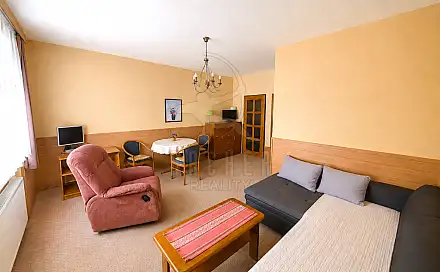 Prodej domu 190 m² s pozemkem 431 m², Dobročovická, Praha 10 - Strašnice