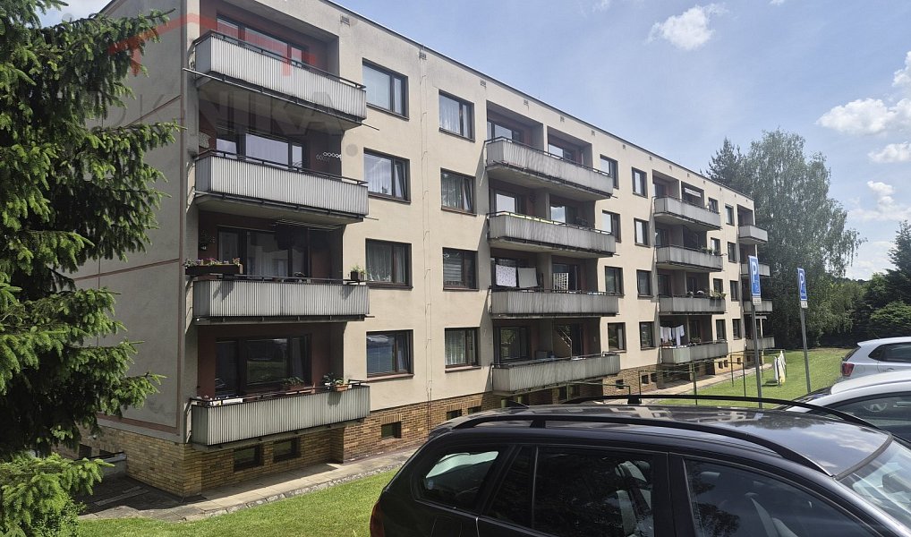 Prodej bytu 3+1 72 m², Semily – fotka 1 z 23