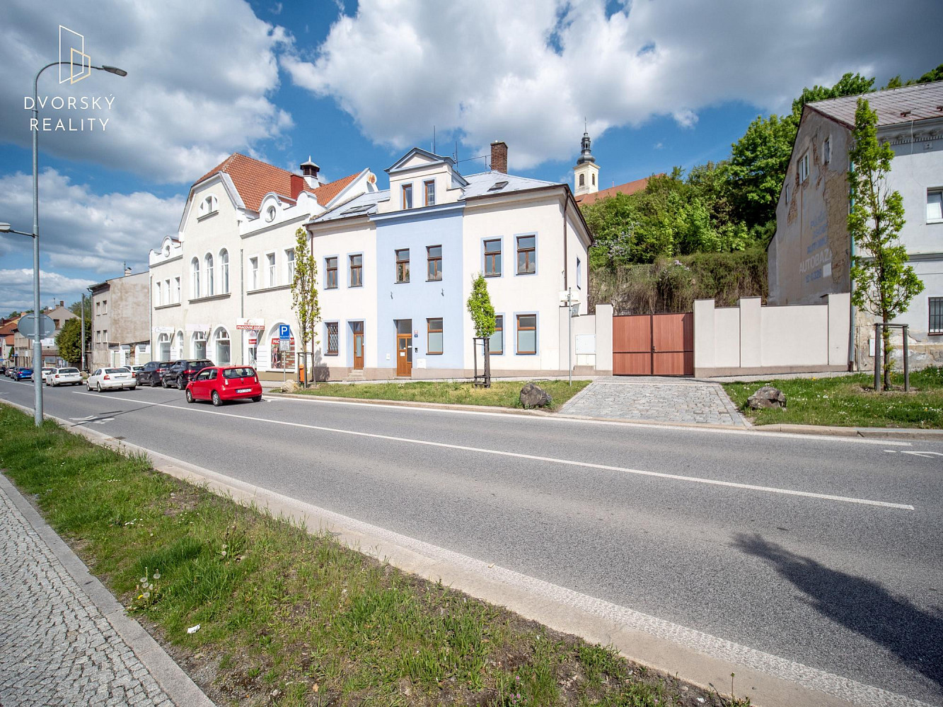 Pronájem kanceláře 305 m² — photo 2