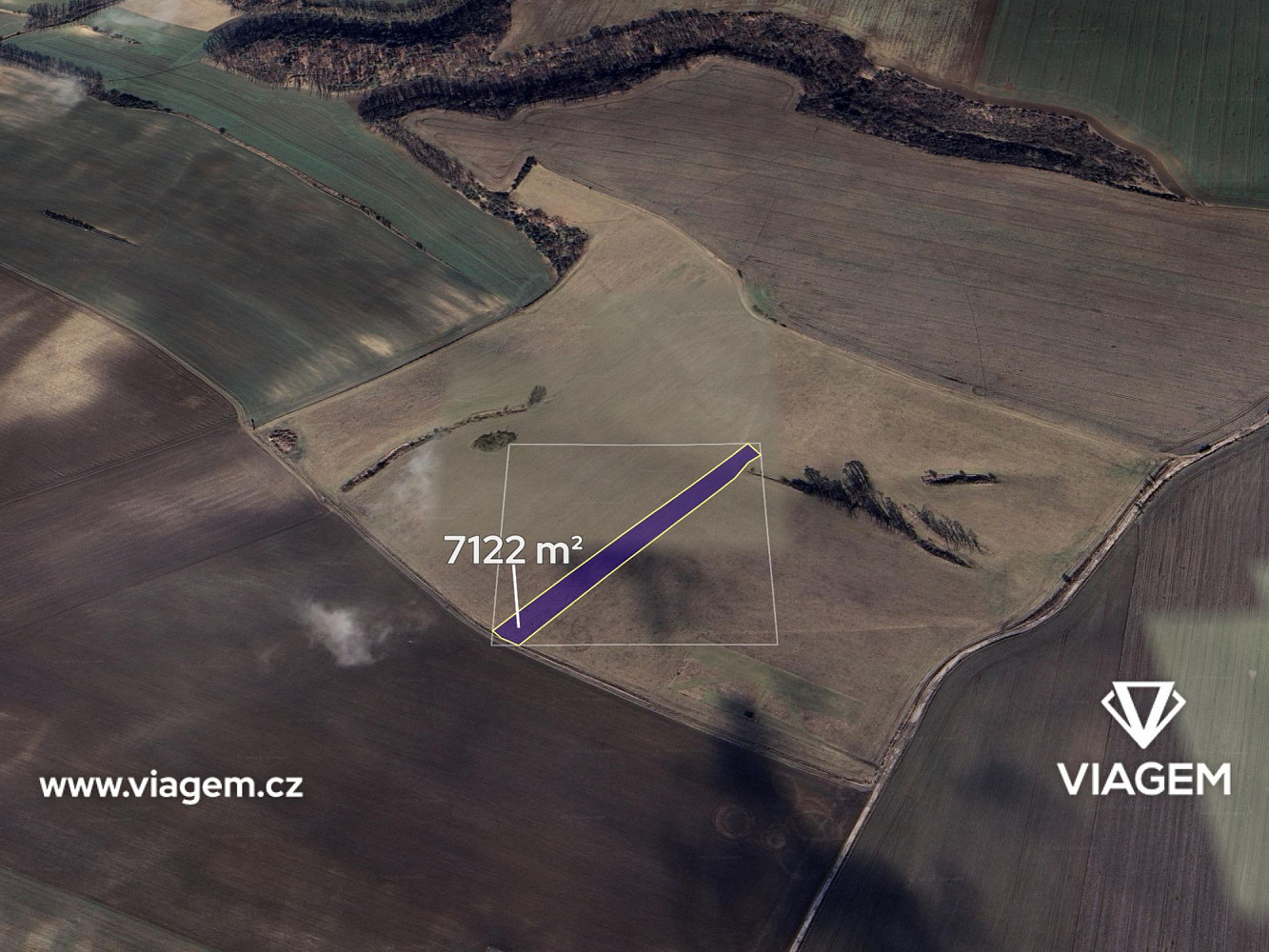 Prodej pole 1 978 m²