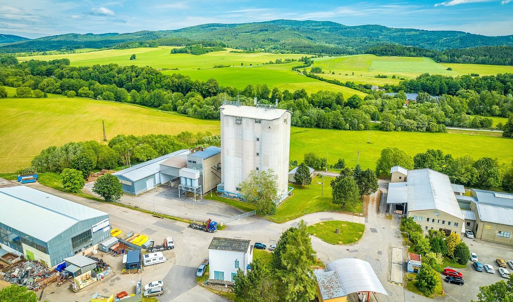 Prodej výrobních prostor 9 957 m², Kájov – náhled fotky 9
