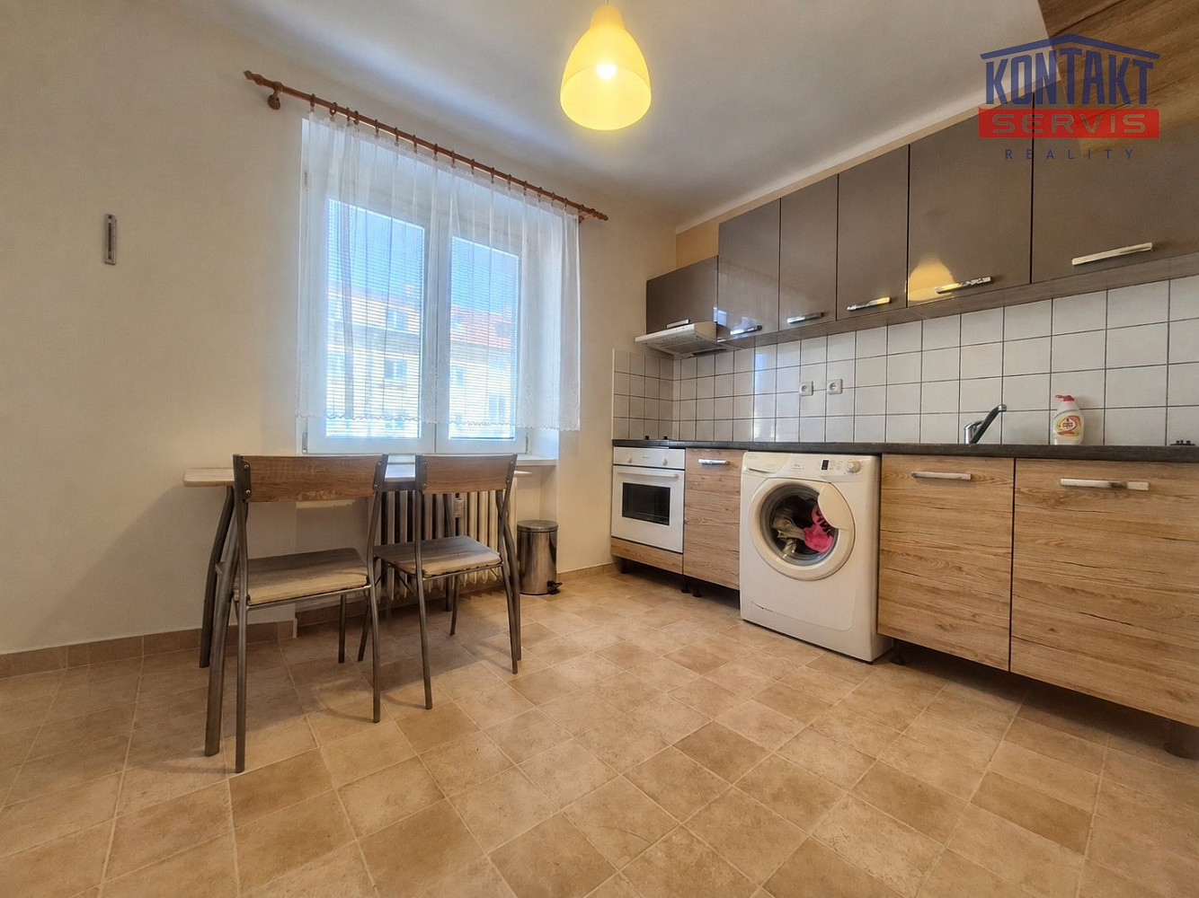 Pronájem bytu 1+1 36 m² – fotografie 2
