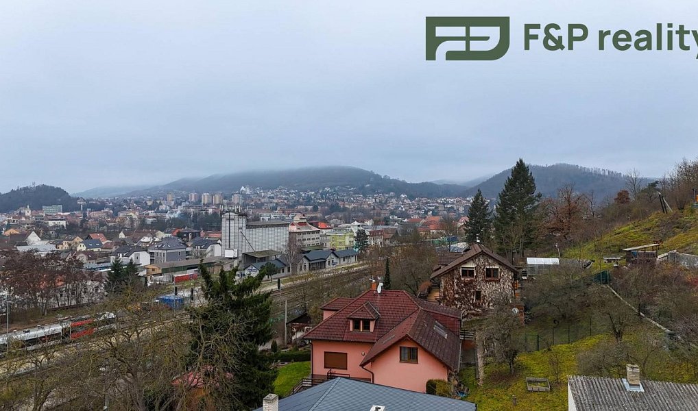 Prodej stavebního pozemku 810 m², Beroun – náhled fotky 6