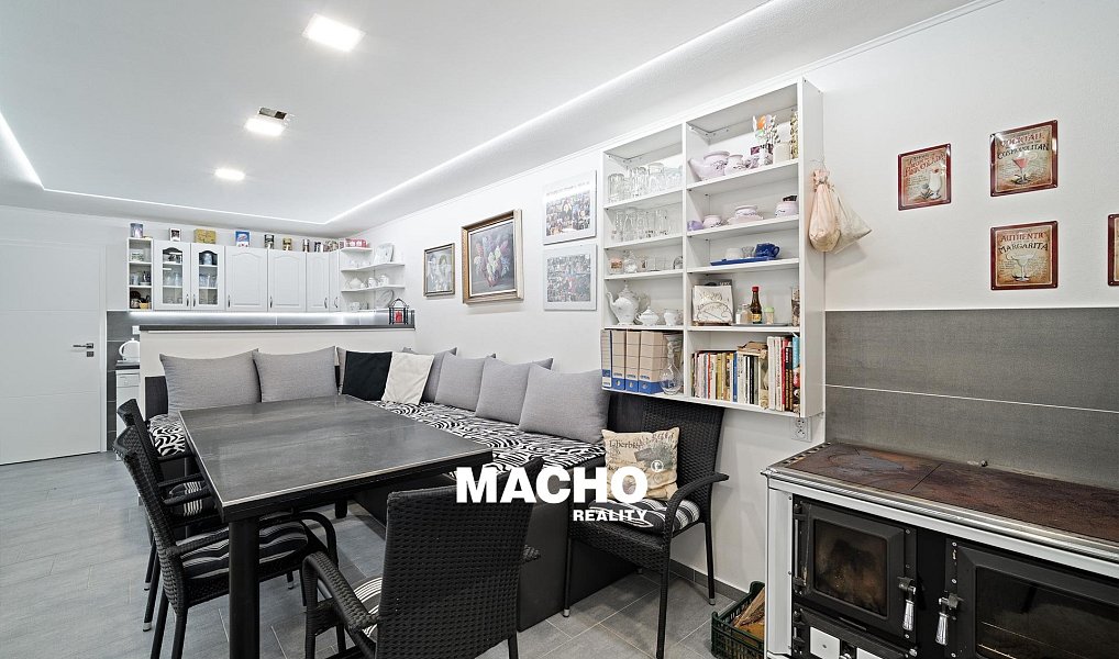 Prodej domu 220 m² s pozemkem 2 014 m², Soběslav – náhled fotky 19