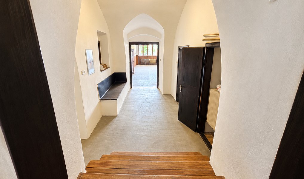 Prodej domu 560 m² s pozemkem 720 m², Slavonice – náhled fotky 3
