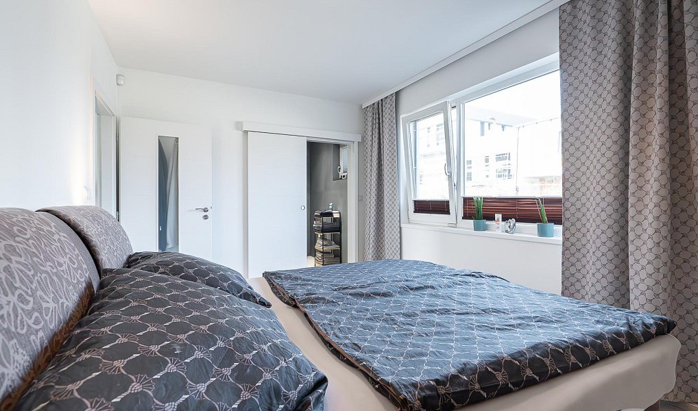 Prodej domu 140 m² s pozemkem 663 m², Králův Dvůr – náhled fotky 15