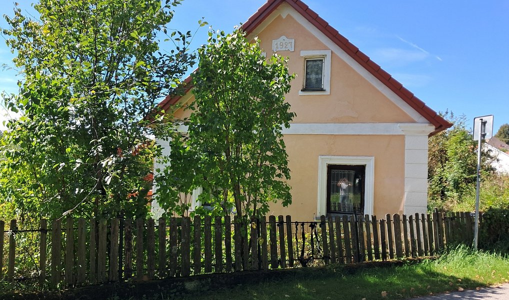 Prodej domu 140 m² s pozemkem 1 158 m², Benešov nad Černou – náhled fotky 4