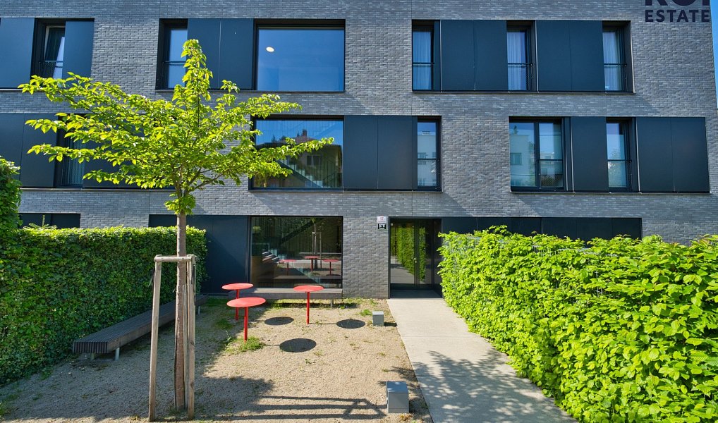Pronájem bytu 4+kk 94 m², Brno – náhled fotky 12