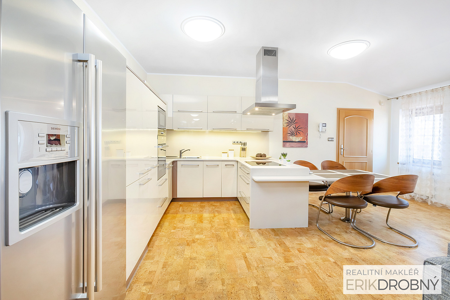 Pronájem bytu 3+kk 92 m² – fotografie 3