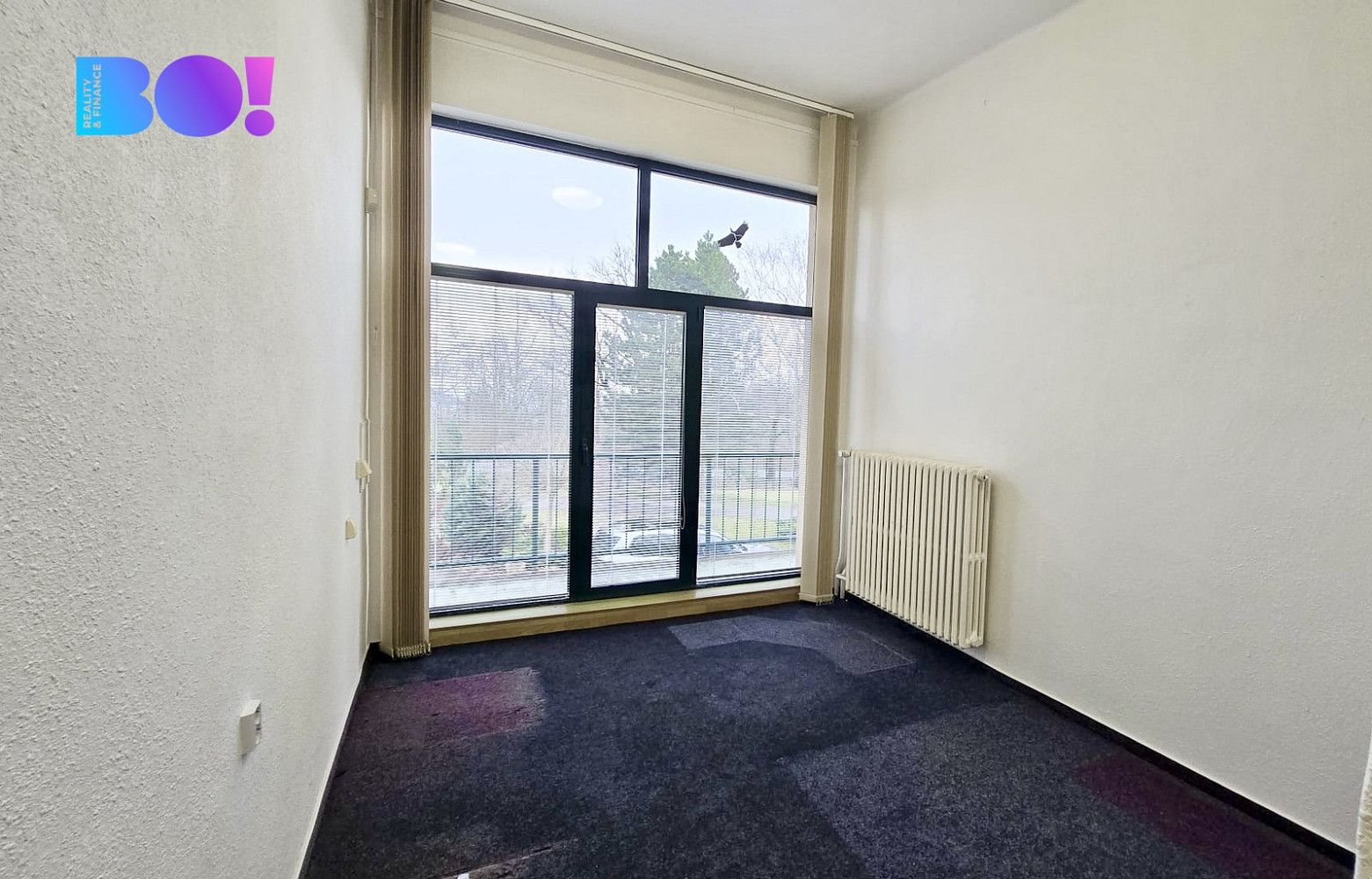 Pronájem kanceláře 190 m² – fotografie 3