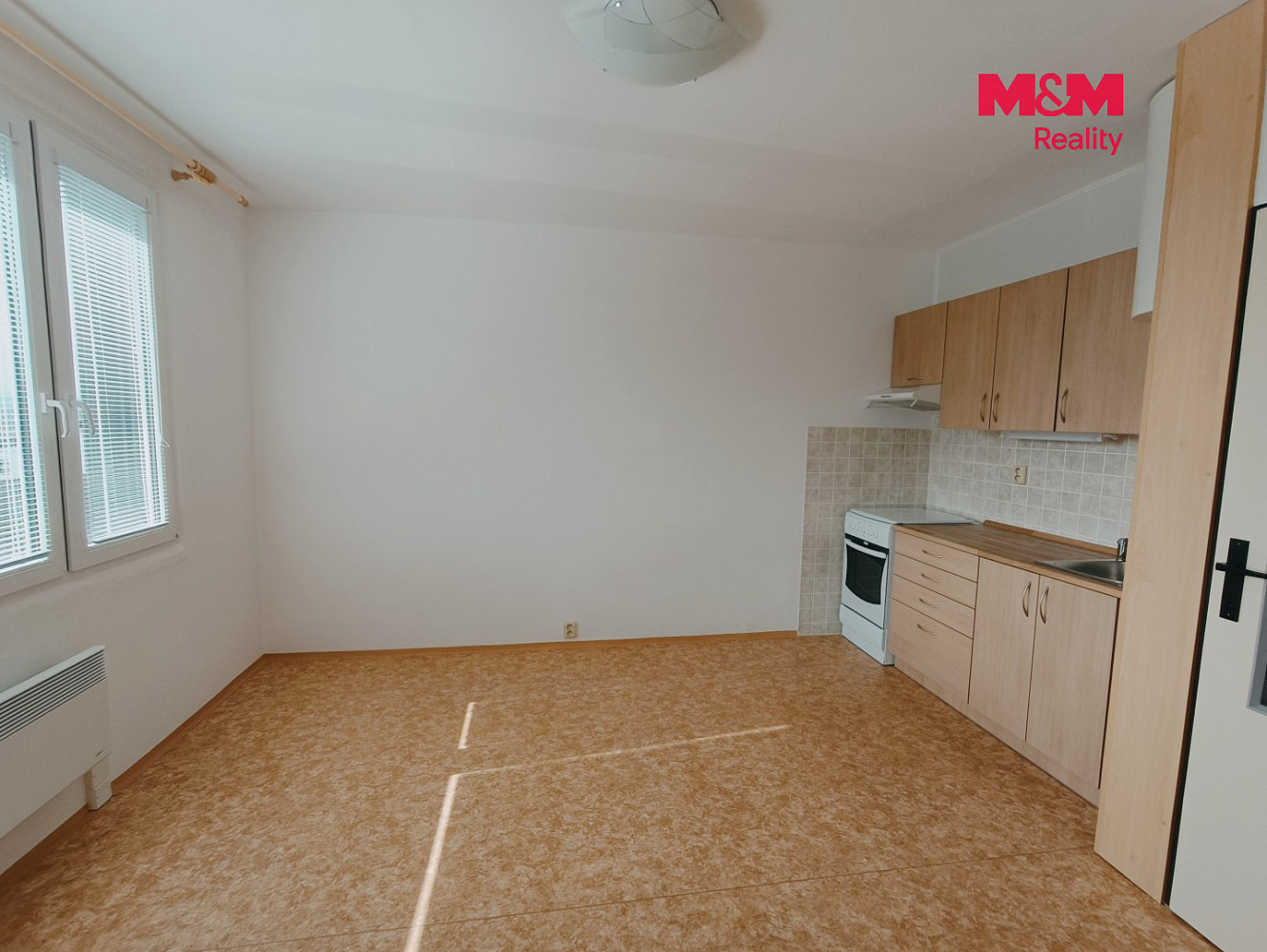 Pronájem bytu 1+1 37 m² — photo 3